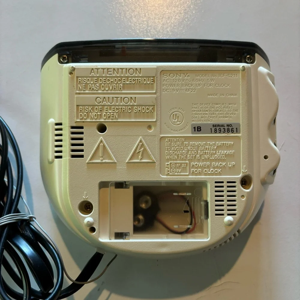 SONY Dream Machine ICF-C211 - AM/FM Alarm Clock Radio White Tested & Working